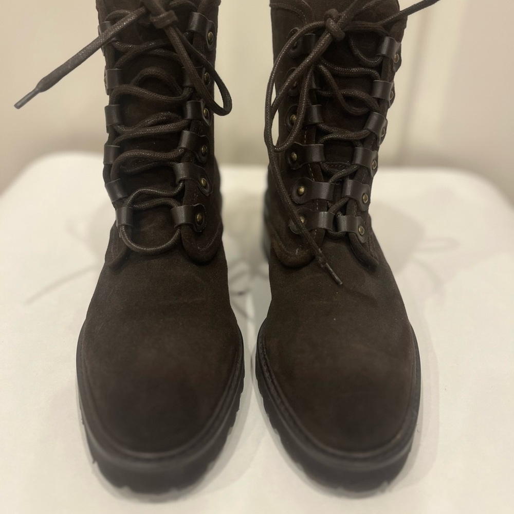 Massimo Dutti Suede brown boots